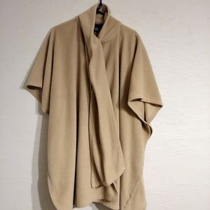 Woman's fleece poncho